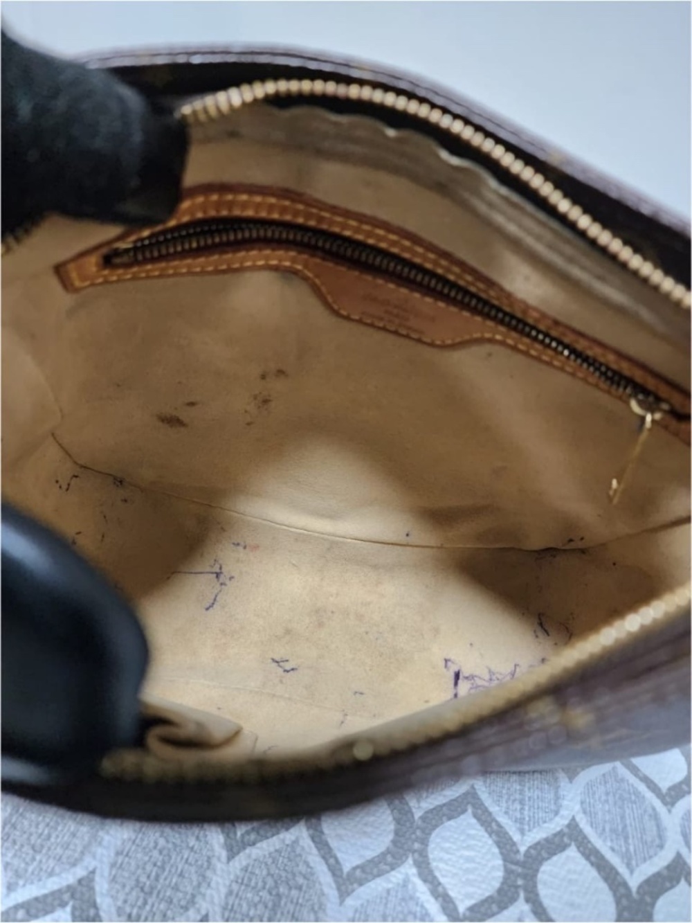 Authentic LOUIS VUITTON Monogram Canvas Looping MM Shoulder Bag Brown - Picture 5 of 15
